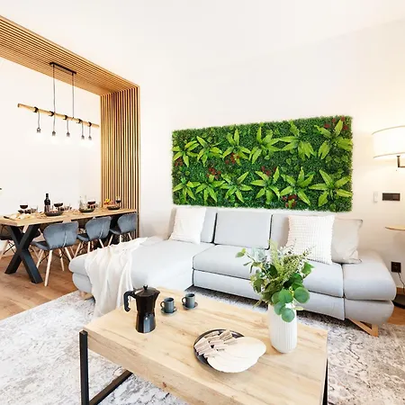 Apartment The Forest - Sauna, Center & Wood