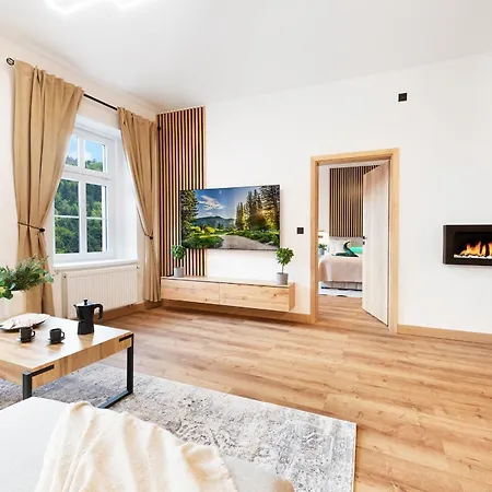 The Forest - Sauna, Center & Wood Karlovy Vary