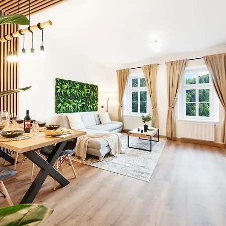 Apartment The Forest - Sauna, Center & Wood